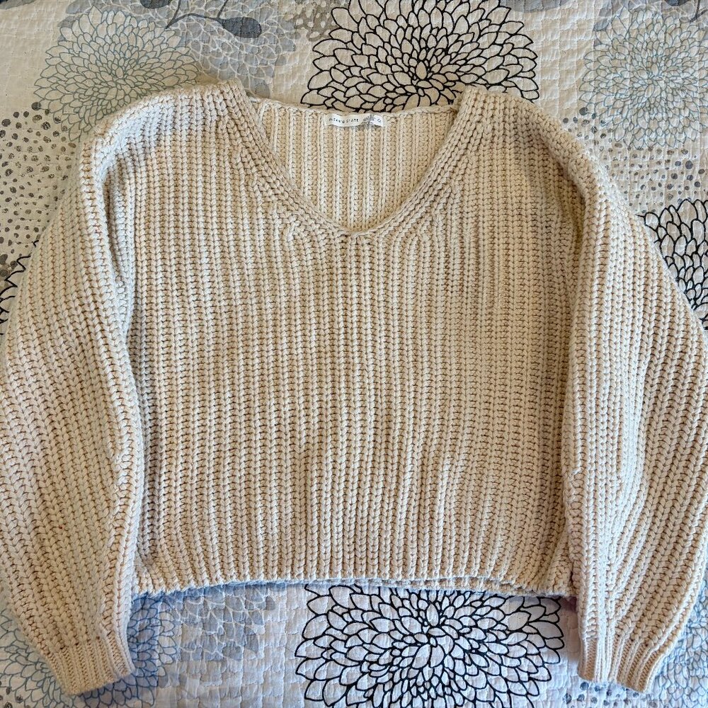 Altar'd State Women's Sweater Large Cream Boxy Crop Chunky Knit Boho Vneck